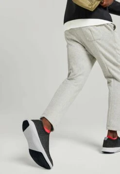 Tree Dasher Relay - Sneakers Laag - Natural Black Blizzard Sole