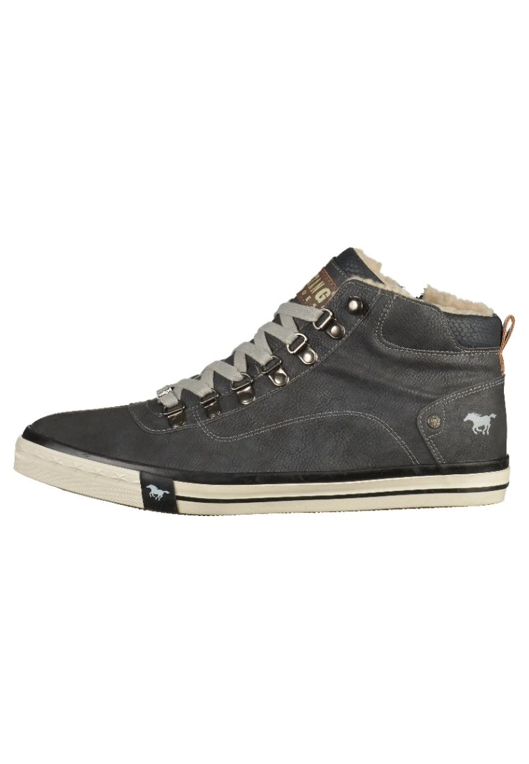 Mustang Sneakers Hoog - Black 1 Mustang Sneakers Hoog - Black