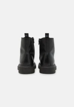 Bianco Biatempo Lace Up Boot Gravado - Veterboots - Black -Pier One winkel 26f0005e88534cdb826b78ba4018065e