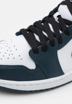 Air Jordan 1 Mid - Sneakers Hoog - Armory Navy/White/Black -Pier One winkel 4228e266f4bc414e9a3d807eb525bf77