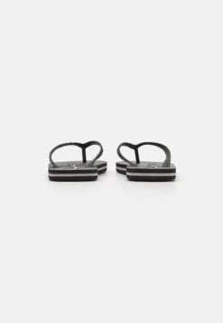 Pepe Jeans Bay Beach Basic - Teenslippers - Black 10 Pepe Jeans Bay Beach Basic - Teenslippers - Black -Pier One winkel 4409425d8b8d47ad8fec1f6fd4f7c3ff