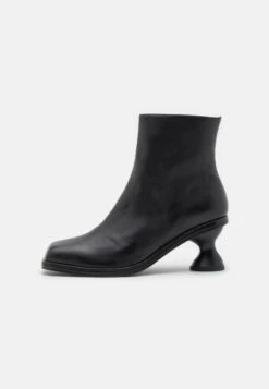 Toadstool Boot Unisex - Korte Laarzen - Black