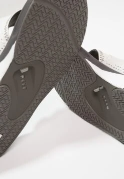 Reef Teensandalen - Grey/White -Pier One winkel 95c02fec741346c797c4e973e09cb915