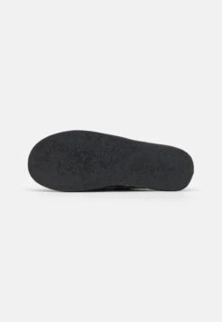 Jack & Jones Jfwarchie Mule Slipper - Pantoffels - Anthracite -Pier One winkel 9853442f494749a0ba23b45f4c9cbd30