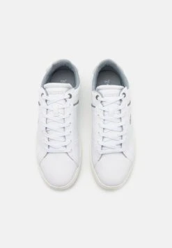 Lacoste Europa Pro - Sneakers Laag - White/Grey 9 Lacoste Europa Pro - Sneakers Laag - White/Grey -Pier One winkel b7cb24f9d5c04029ae36323170441462