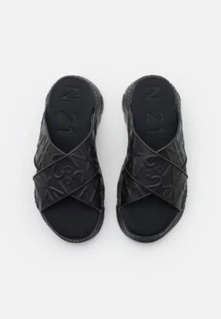 N°21 Billy Platform Slide - Muiltjes - Black -Pier One winkel c90b3d398ece4da78b16423c2770131e