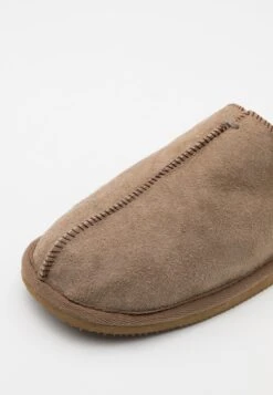 Shepherd Hugo - Pantoffels - Stone -Pier One winkel db543595b5524fa4b8565b2d1ac8e14d
