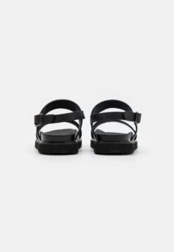 Mizan Unisex - Sandalen - Black -Pier One winkel ed121c1cdb904f52a1fbb3dda0273300