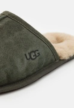 Ugg Scuff - Pantoffels - Forest Night 11 Ugg Scuff - Pantoffels - Forest Night -Pier One winkel f752760907c24611b3e5bd9d47f93c9c