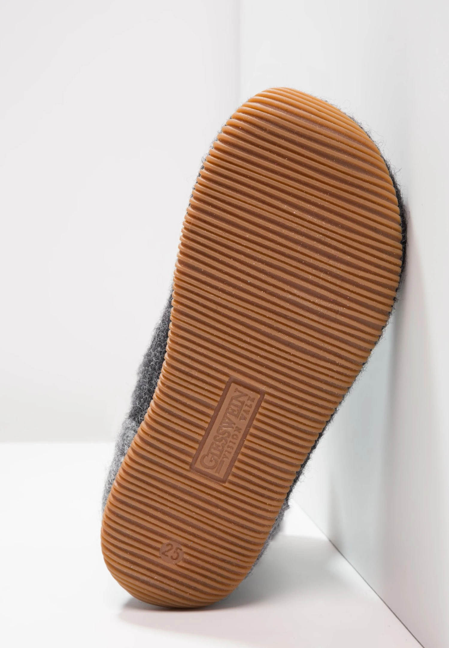 Giesswein Wildpoldsried - Pantoffels - Anthrazit 5 Giesswein Wildpoldsried - Pantoffels - Anthrazit - Afbeelding 5