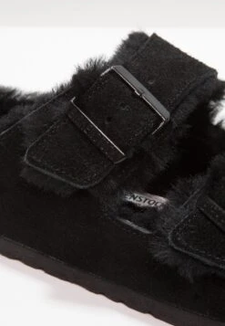 Birkenstock Arizona - Pantoffels - Black 11 Birkenstock Arizona - Pantoffels - Black -Pier One winkel fc845a31beef4f4fa591638962ca101f