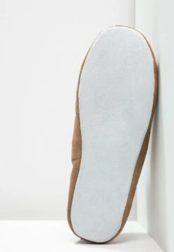 Shepherd Henrik - Pantoffels - Antique Cognac -Pier One winkel fe9a88c434b245e7b5963d8edd674c08